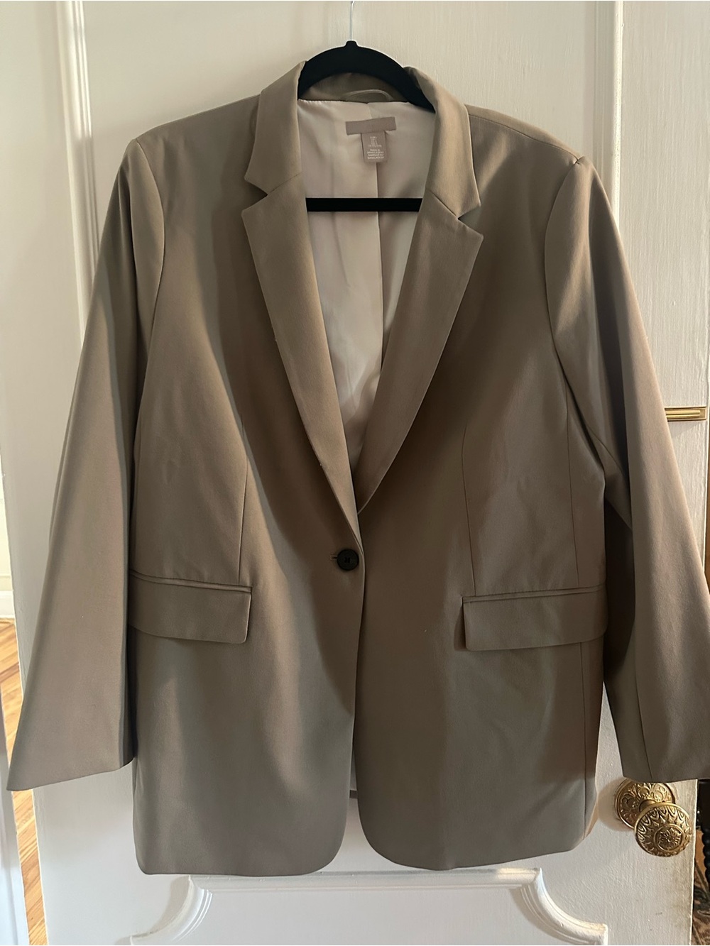 NWOT H&M Europe Classic Women’s Single-Button Blazer